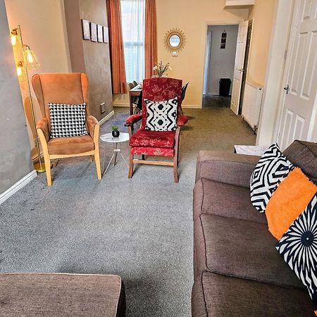 3 Bedroom-5 Beds Newland Ave King'S Palace Leisure-Contractor-Heart Of Hull Amenities Kingston upon Hull ภายนอก รูปภาพ