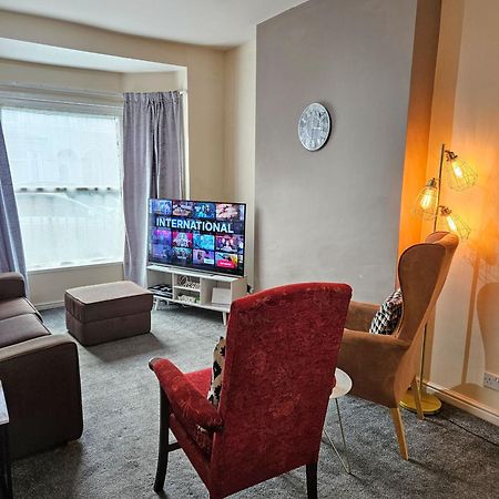 3 Bedroom-5 Beds Newland Ave King'S Palace Leisure-Contractor-Heart Of Hull Amenities Kingston upon Hull ภายนอก รูปภาพ