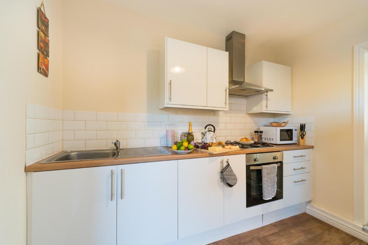 3 Bedroom-5 Beds Newland Ave King'S Palace Leisure-Contractor-Heart Of Hull Amenities Kingston upon Hull ภายนอก รูปภาพ