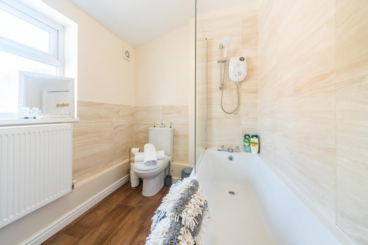 3 Bedroom-5 Beds Newland Ave King'S Palace Leisure-Contractor-Heart Of Hull Amenities Kingston upon Hull ภายนอก รูปภาพ