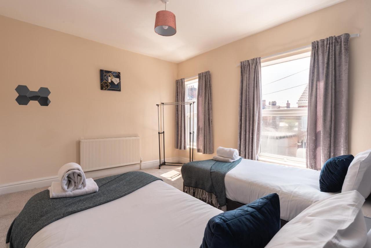 3 Bedroom-5 Beds Newland Ave King'S Palace Leisure-Contractor-Heart Of Hull Amenities Kingston upon Hull ภายนอก รูปภาพ