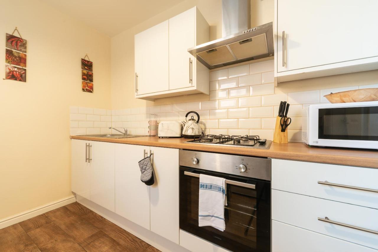 3 Bedroom-5 Beds Newland Ave King'S Palace Leisure-Contractor-Heart Of Hull Amenities Kingston upon Hull ภายนอก รูปภาพ